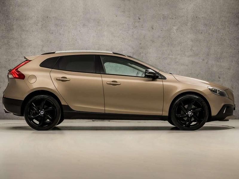 Occasion Volvo V40 180 PK (132 kW) 2013 Bruin (metallic) Hatchback