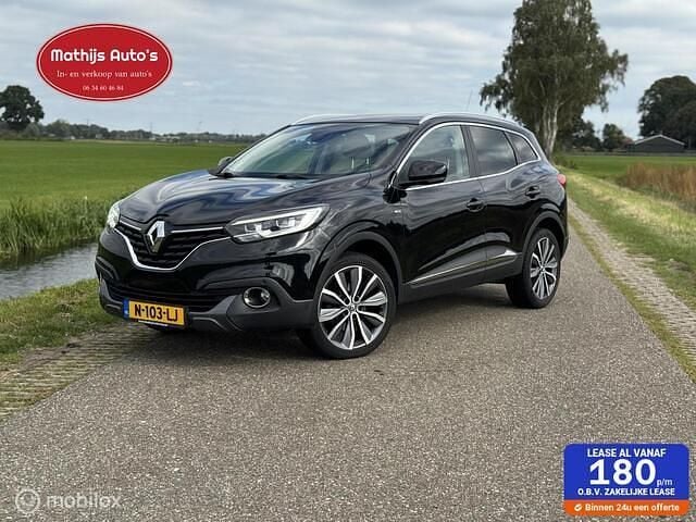 Zwart Gebruikt 2015 Renault Kadjar Bose Edition SUV | € 10.950 (Eerlijke prijs) - Afbeelding 1/4