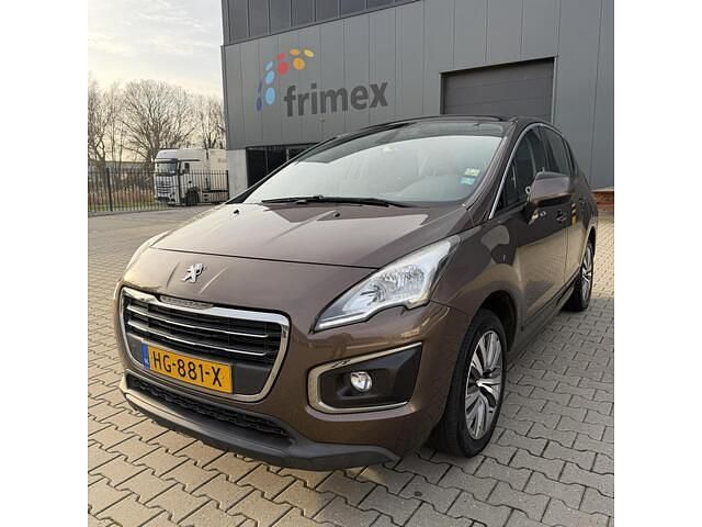 Bruin Gebruikt 2015 Peugeot 3008 MPV | € 8.500 (Eerlijke prijs) - Afbeelding 1/4