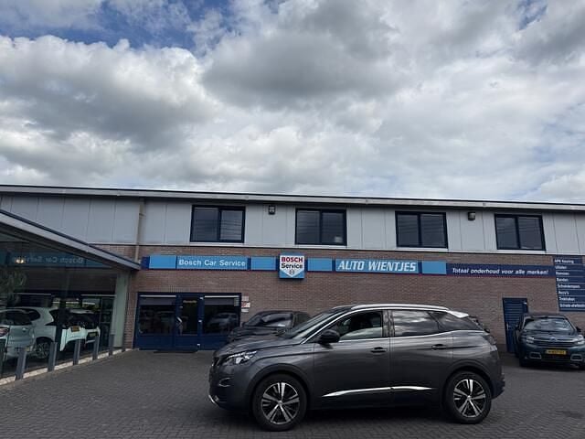 Grijs Gebruikt 2020 Peugeot 3008 GT-line SUV | € 13.950 (Goede deal) - Afbeelding 1/4