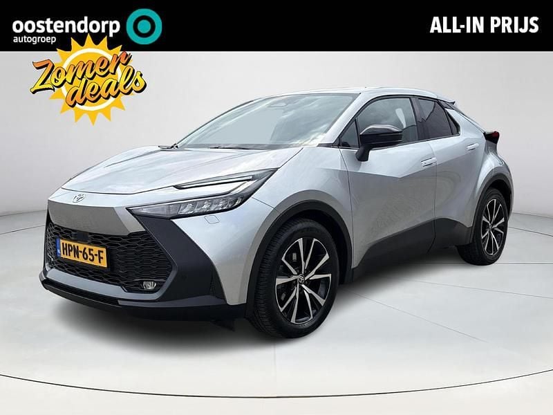 Grijs Gebruikt 2024 Toyota C-HR SUV | € 32.950 (Super prijs) - Afbeelding 1/4