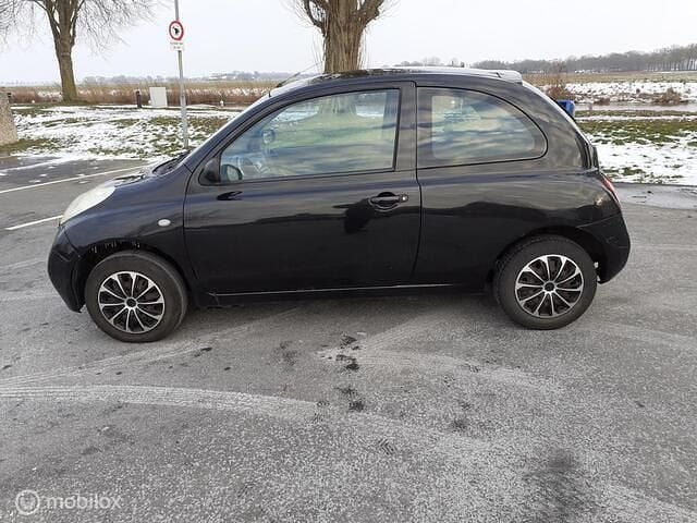 Occasion Nissan Micra Visia 65 PK (47 kW) 2004 Zwart Hatchback