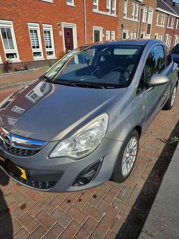 Brons Gebruikt 2011 Opel Corsa MPV | € 3.950 (Eerlijke prijs) - Afbeelding 1/4