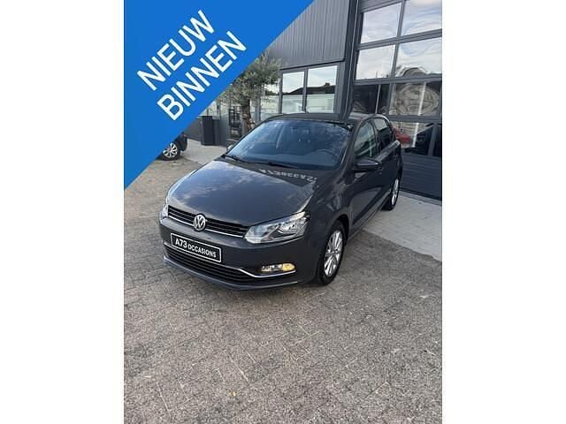 Grijs Gebruikt 2015 VW Polo Hatchback | € 9.550 (Eerlijke prijs) - Afbeelding 1/4