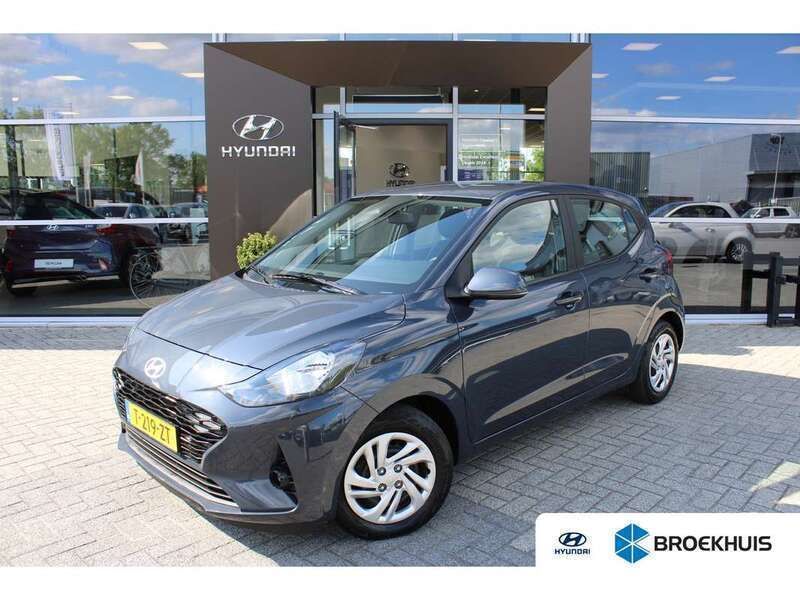 Grijs Gebruikt 2023 Hyundai i10 Comfort Hatchback | € 15.500 (Eerlijke prijs) - Afbeelding 1/4