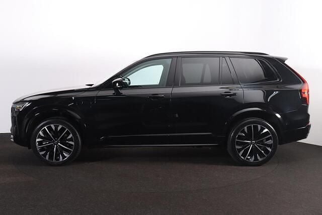 Occasion Volvo XC90 Plus 456 PK (335 kW) 2025 Zwart SUV