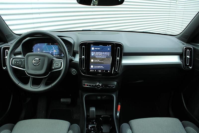 Occasion Volvo XC40 Plus 197 PK (144 kW) 2025 Blauw SUV