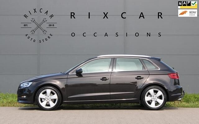 Bruin Gebruikt 2013 Audi A3 Sportback Ambition Hatchback | € 11.440 (Eerlijke prijs) - Afbeelding 1/4