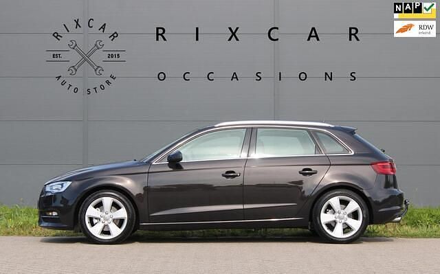 Bruin Gebruikt 2013 Audi A3 Sportback Ambition Hatchback | € 10.940 (Eerlijke prijs) - Afbeelding 1/4