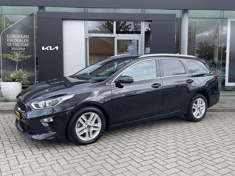 Zwart Gebruikt 2021 Kia Ceed Sportswagon Stationwagen | € 21.945 - Afbeelding 1/4