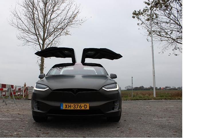 Occasion 2018 Tesla Model X SUV | € 29.999 (Eerlijke prijs) - Afbeelding 1/4