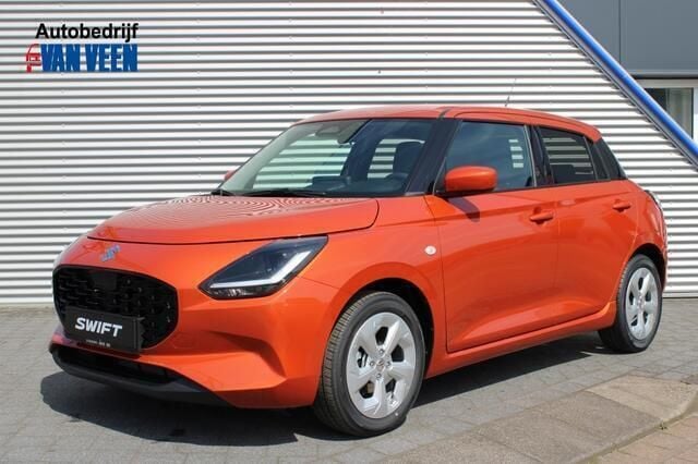 Oranje Nieuw 2025 Suzuki Swift Hatchback | € 21.999 (Eerlijke prijs) - Afbeelding 1/4