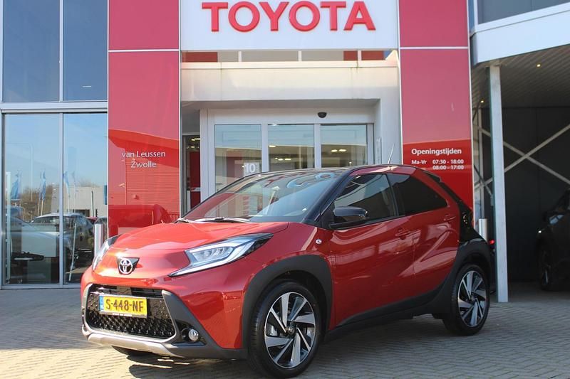 Gebruikt 2023 Toyota Aygo Envy Hatchback | € 19.999 (Eerlijke prijs) - Afbeelding 1/1