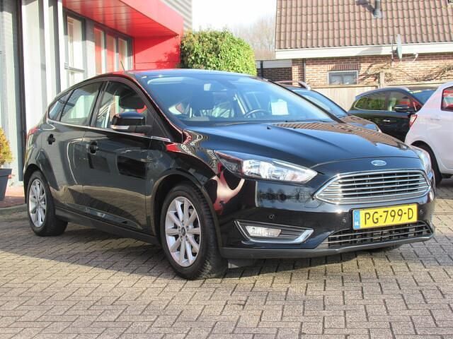 Occasion Ford Focus Titanium 101 PK (74 kW) 2017 Zwart Hatchback
