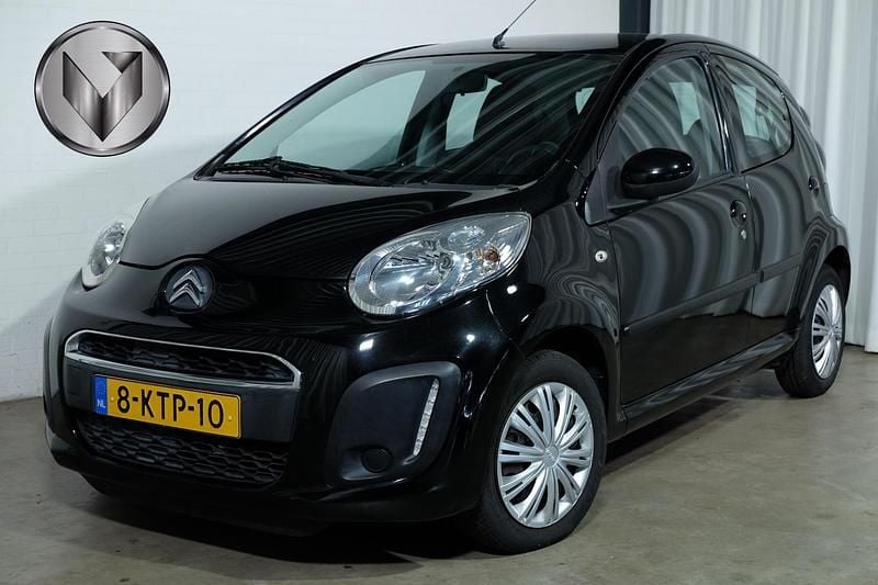 Zwart Occasion 2013 Citroën C1 Hatchback | € 4.750 (Eerlijke prijs) - Afbeelding 1/4