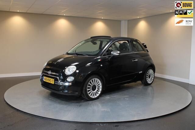 Zwart Gebruikt 2011 Fiat 500C Rock Cabriolet | € 5.740 (Duur) - Afbeelding 1/4