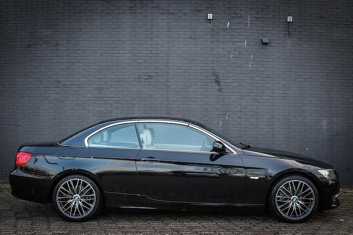Occasion BMW 325 Cabriolet Executive 218 PK (160 kW) 2010 Zwart Cabriolet