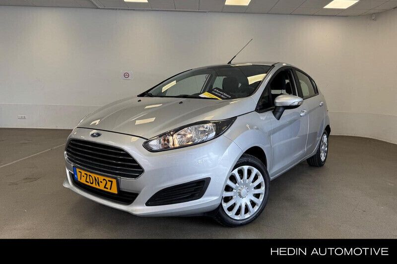 Grijs Gebruikt 2014 Ford Fiesta Style Hatchback | € 6.945 (Eerlijke prijs) - Afbeelding 1/4