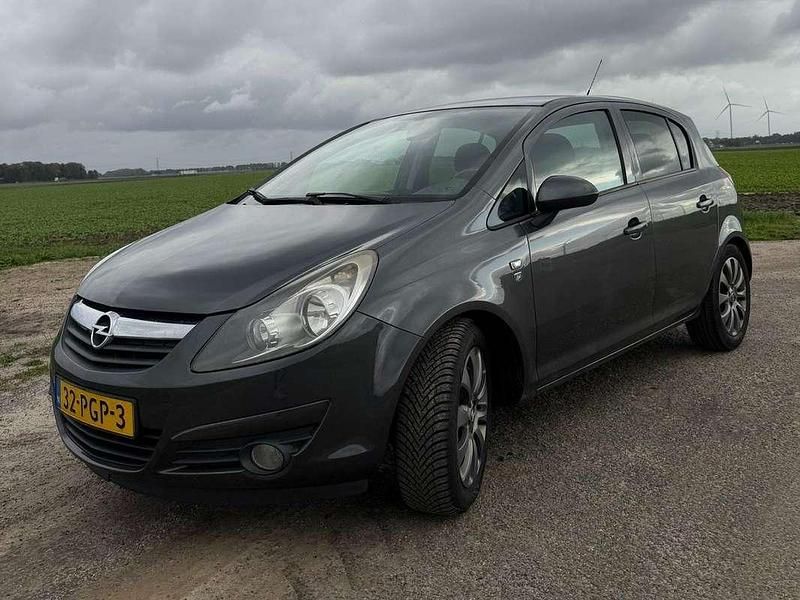 Grijs Gebruikt 2011 Opel Agila Edition Hatchback | € 2.650 (Eerlijke prijs) - Afbeelding 1/4