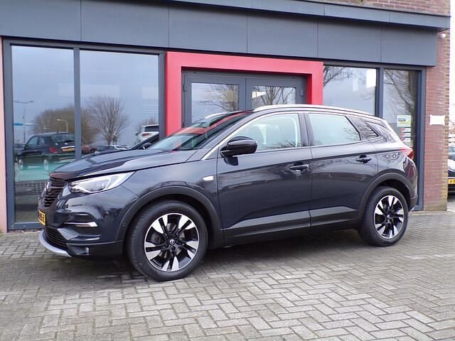 Grijs Occasion 2019 Opel Grandland X Innovation SUV | € 18.500 (Eerlijke prijs) - Afbeelding 1/4