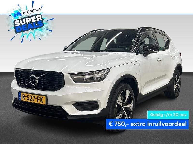 Wit Gebruikt 2022 Volvo XC40 R-Design SUV | € 27.440 (Eerlijke prijs) - Afbeelding 1/4