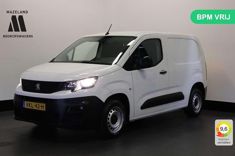 Wit Occasion 2021 Peugeot Partner MPV | € 10.900 (Super prijs) - Afbeelding 1/3