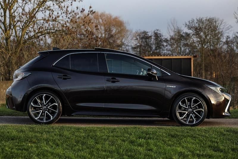 Occasion Toyota Corolla Executive 2022 Bruin Hatchback