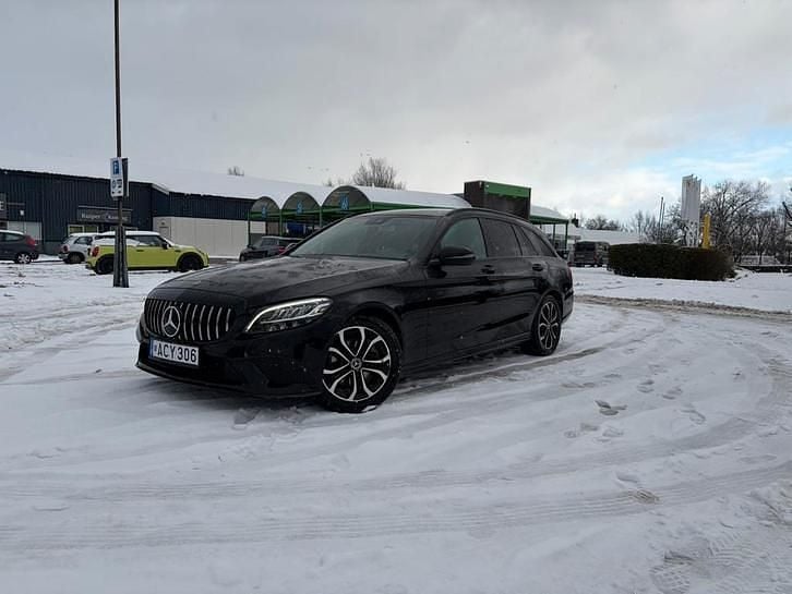 Gebruikt 2019 Mercedes C220 | € 15.500 (Super prijs) - Afbeelding 1/4