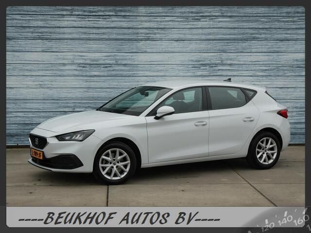 Wit Gebruikt 2021 Seat Leon Business Hatchback | € 16.350 (Goede deal) - Afbeelding 1/4