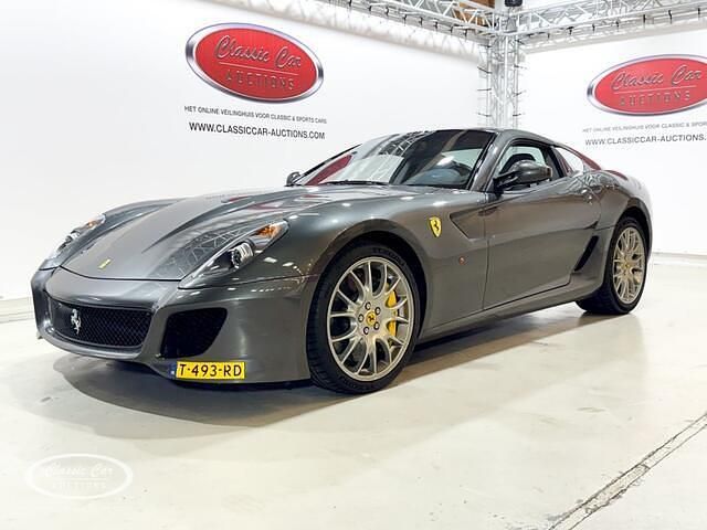 Grijs Gebruikt 2008 Ferrari 599 Coupé | € 119.000 - Afbeelding 1/4