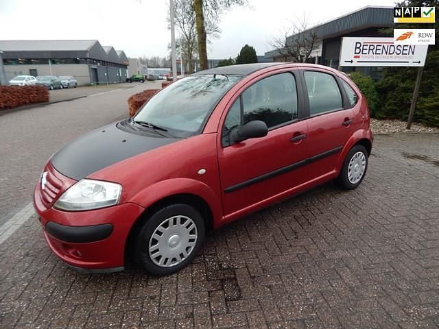 Occasion Citroën C3 73 PK (53 kW) 2004 Rood (metallic) Hatchback