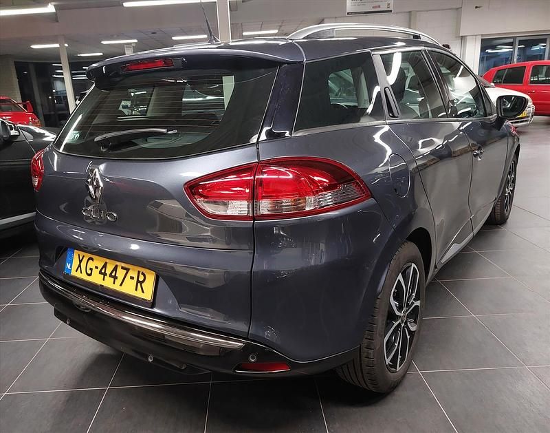 Blauw Occasion 2019 Renault Clio GrandTour Zen Stationwagen | € 11.750 (Duur) - Afbeelding 1/4