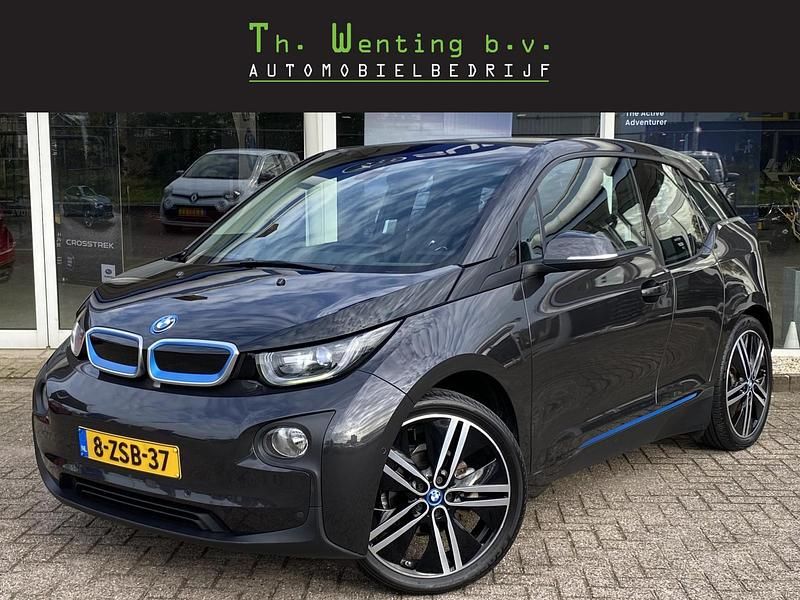 Grijs Occasion 2015 BMW i3 Comfort Edition Hatchback | € 11.945 (Eerlijke prijs) - Afbeelding 1/4