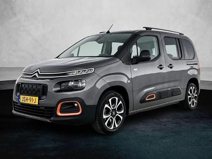 Grijs Occasion 2021 Citroën Berlingo Shine MPV | € 27.420 (Duur) - Afbeelding 1/3