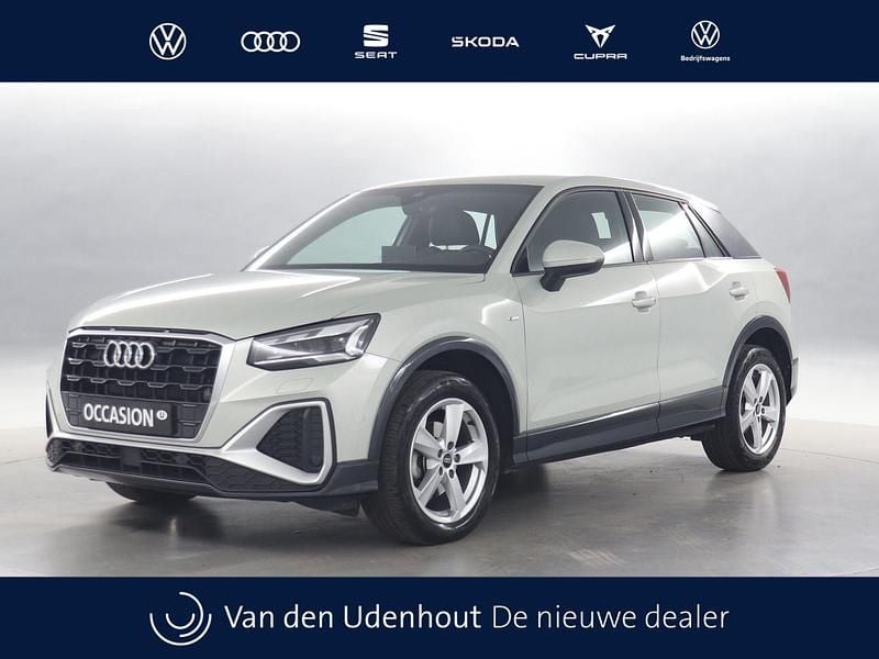 Zilver Occasion 2024 Audi Q2 S-Line SUV | € 32.840 (Eerlijke prijs) - Afbeelding 1/4