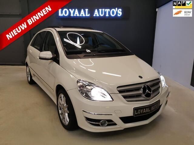 Wit Gebruikt 2010 Mercedes B180 Business MPV | € 6.499 (Eerlijke prijs) - Afbeelding 1/4