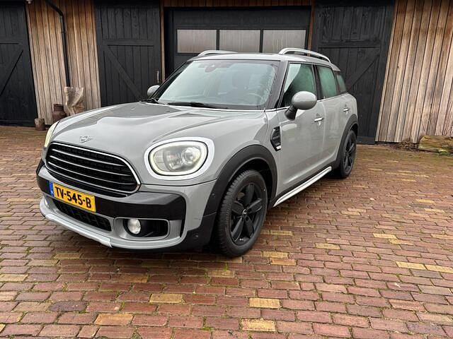 Grijs Occasion 2018 Mini One Countryman Pepper SUV | € 16.900 (Eerlijke prijs) - Afbeelding 1/4