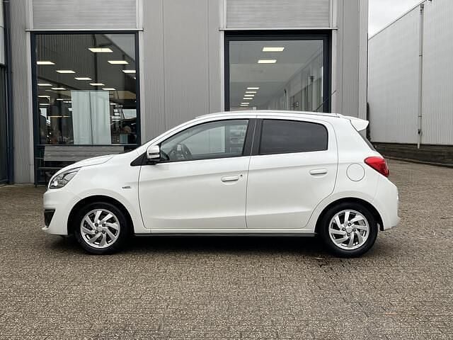 Occasion Mitsubishi Space Star Intense 71 PK (52 kW) 2018 Wit Hatchback