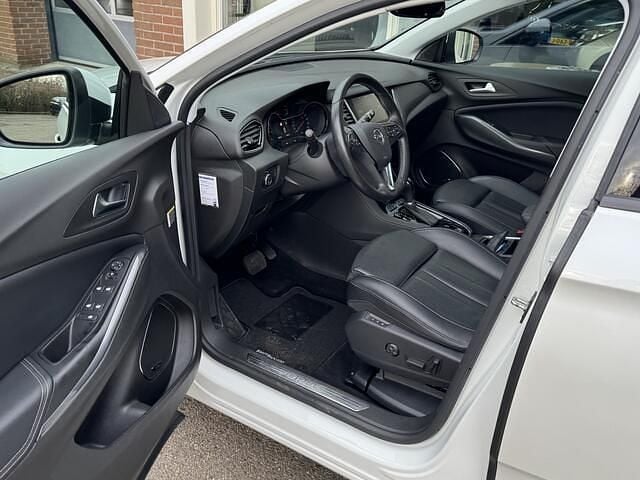 Occasion Opel Grandland X Innovation 131 PK (96 kW) 2018 Wit SUV