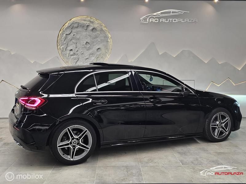 Occasion Mercedes A250 AMG 225 PK (165 kW) 2018 Zwart Hatchback