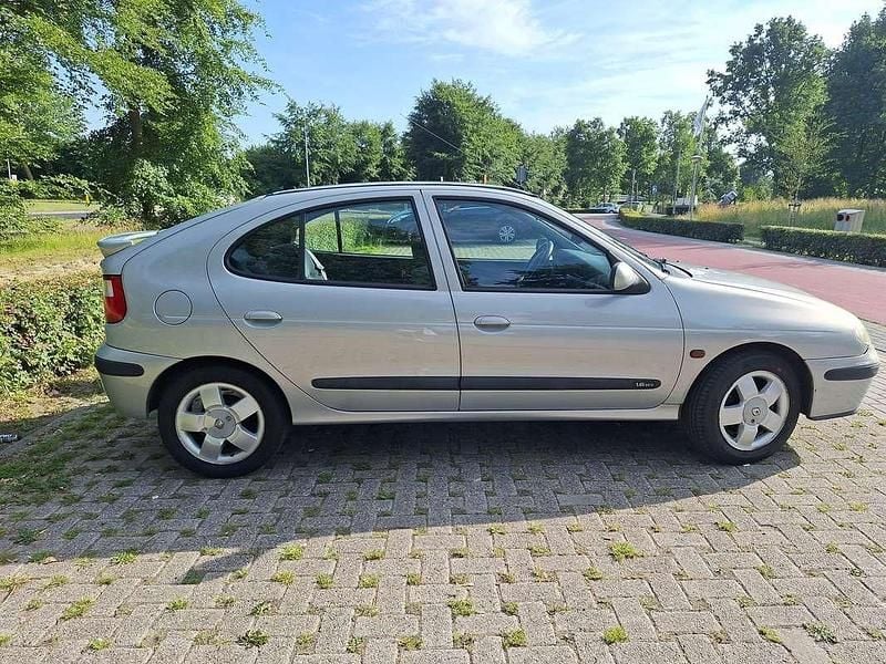 Afbeelding 2/4
