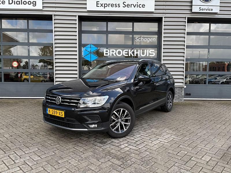 Zwart Gebruikt 2021 VW Tiguan Allspace Comfortline SUV | € 29.950 (Super prijs) - Afbeelding 1/4