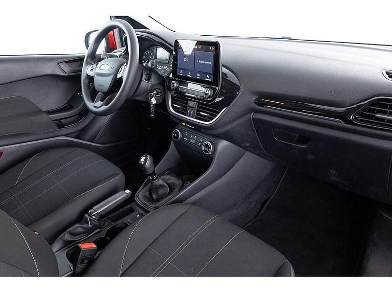 Occasion Ford Fiesta 95 PK (69 kW) 2021 Rood Hatchback