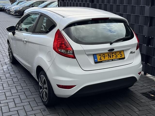 Occasion Ford Fiesta Limited 60 PK (44 kW) 2010 Wit Hatchback