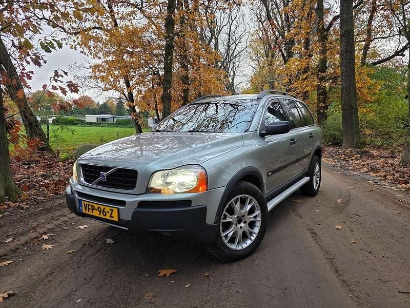 Grijs Gebruikt 2003 Volvo XC90 SUV | € 5.645 (Duur) - Afbeelding 1/4