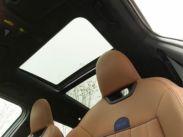 Occasion Mini Countryman Favoured 170 PK (125 kW) 2025 Groen SUV