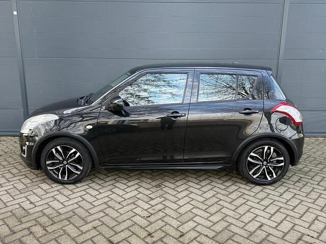 Occasion Suzuki Swift Style 90 PK (66 kW) 2016 Zwart Hatchback