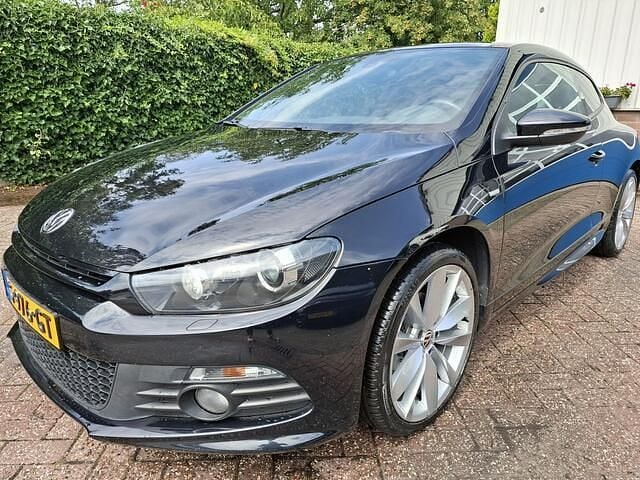 Zwart Gebruikt 2013 VW Scirocco Coupé | € 9.450 (Eerlijke prijs) - Afbeelding 1/4