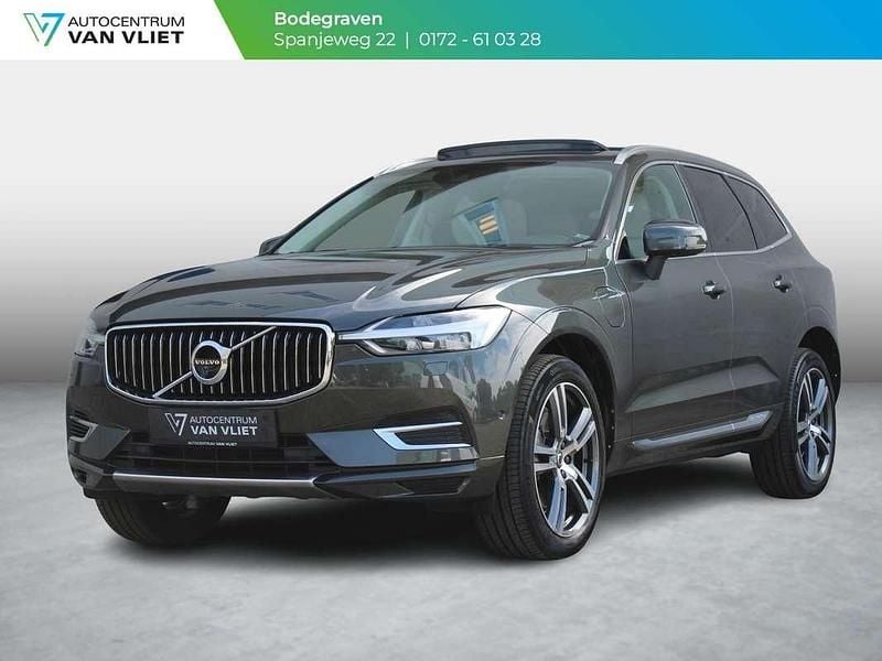Grijs Gebruikt 2018 Volvo XC60 Inscription SUV | € 30.900 (Eerlijke prijs) - Afbeelding 1/4
