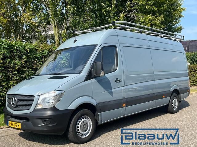 Grijs Gebruikt 2014 Mercedes Sprinter Van | € 19.950 - Afbeelding 1/4